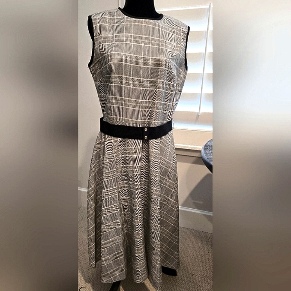 Elegant Black and White Plaid Dress